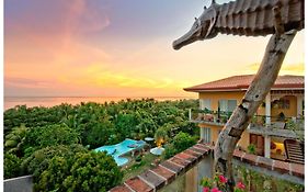 Amarela Resort
